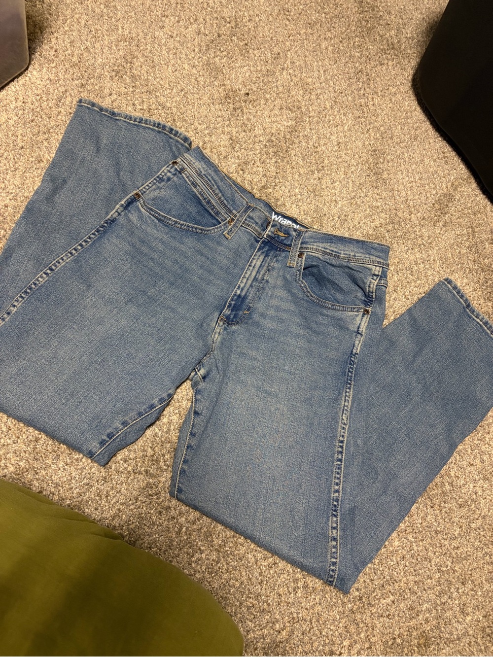 Wrangler Men’s Light Blue Straight Leg Jeans 30x30